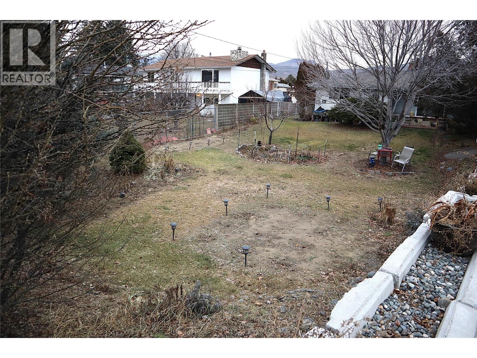 1736 HAPPYVALE AVENUE - 48