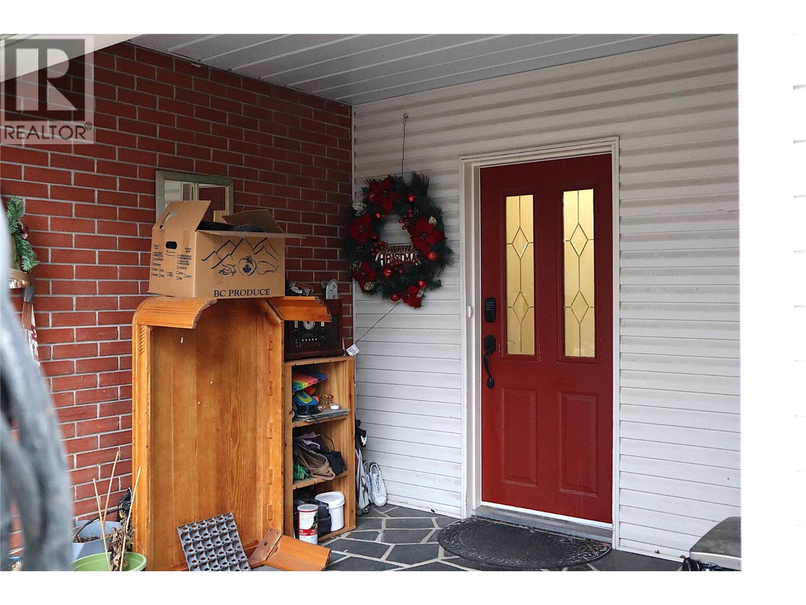 1736 HAPPYVALE AVENUE - 56