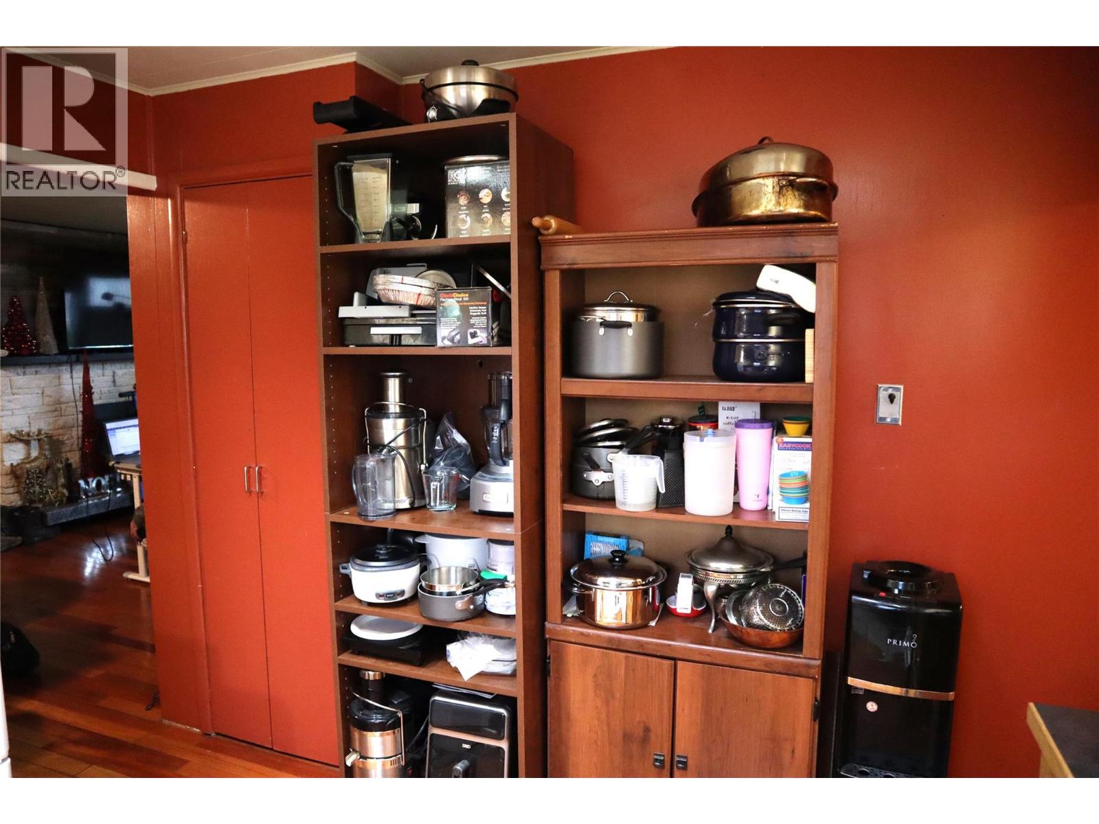 1736 HAPPYVALE AVENUE - 7