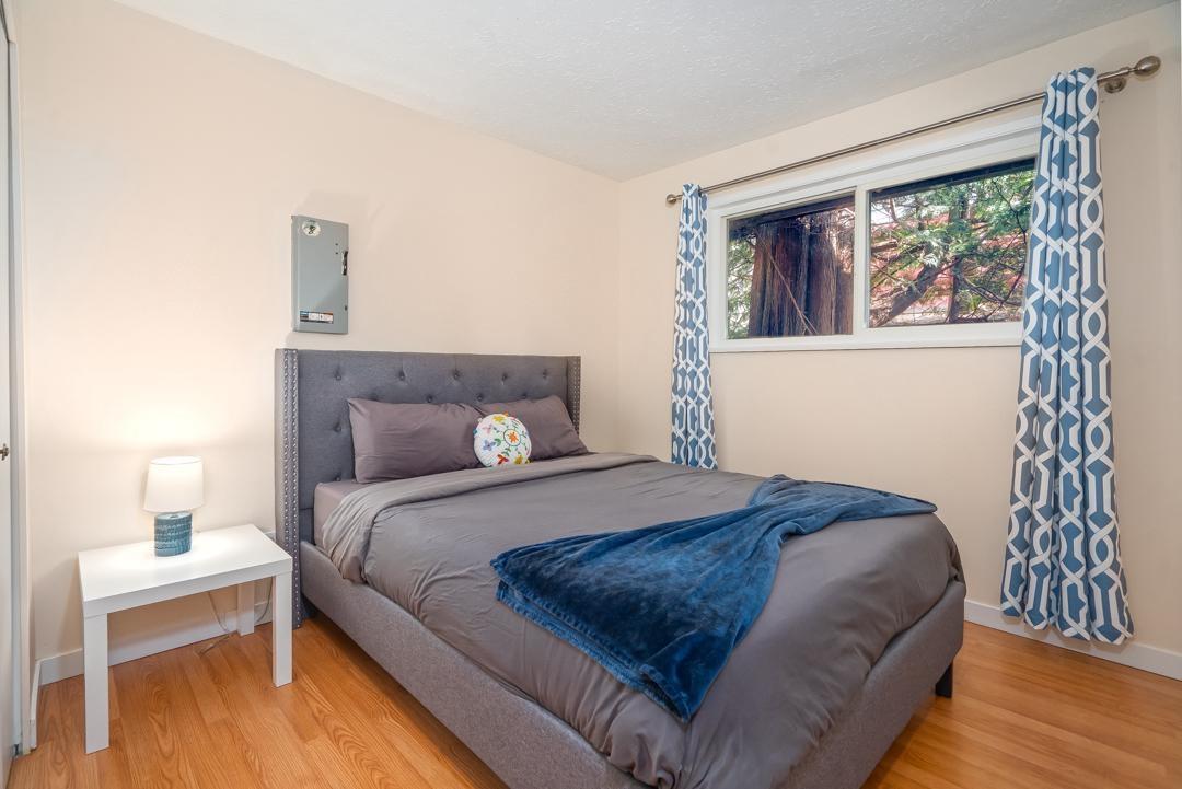 7254 WREN STREET, Mission