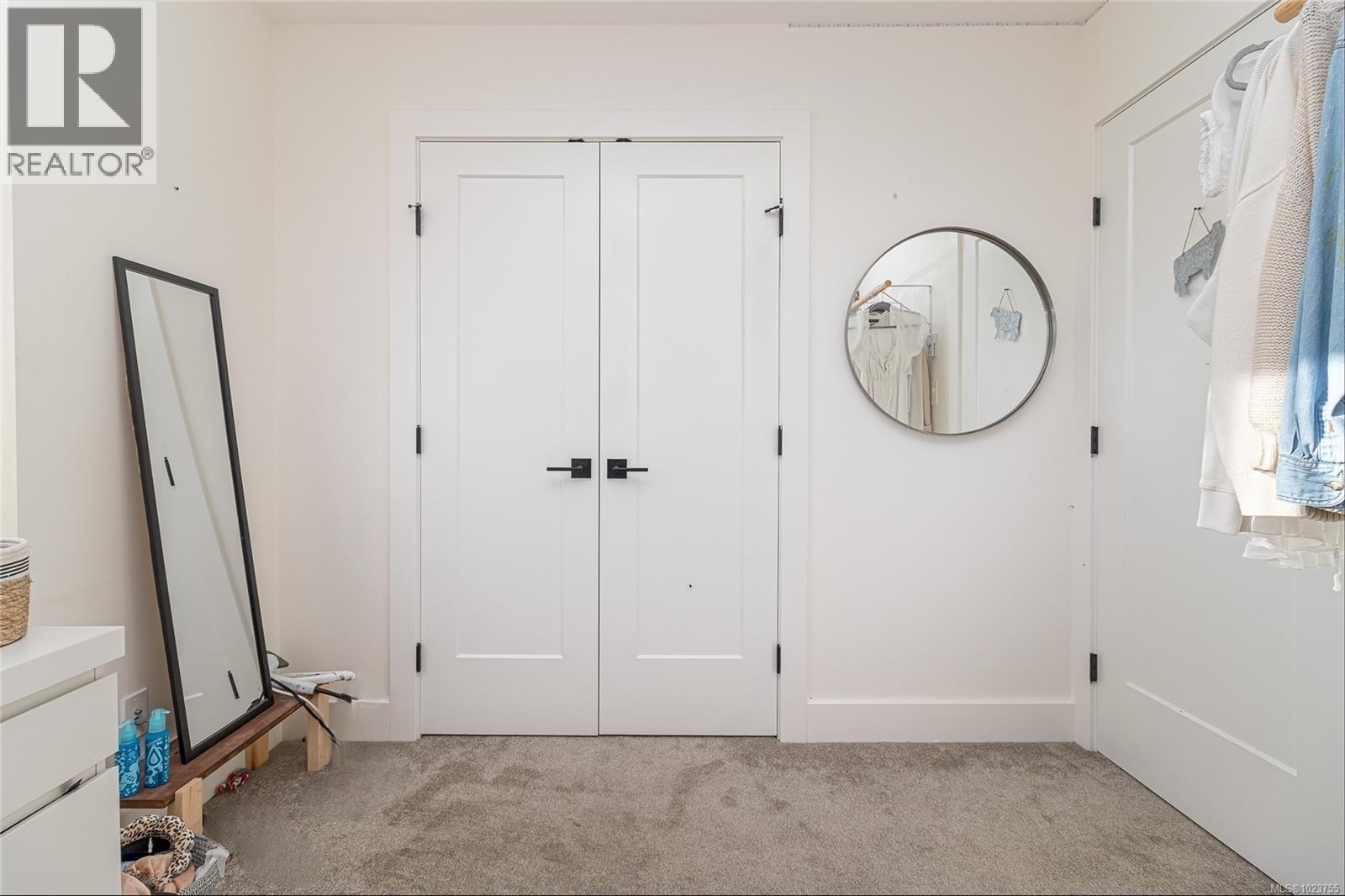 6690 Rhodonite Dr, Sooke