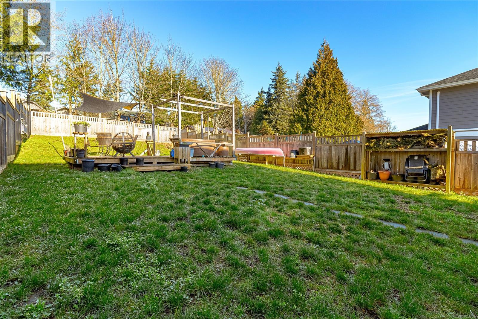 6690 Rhodonite Dr, Sooke