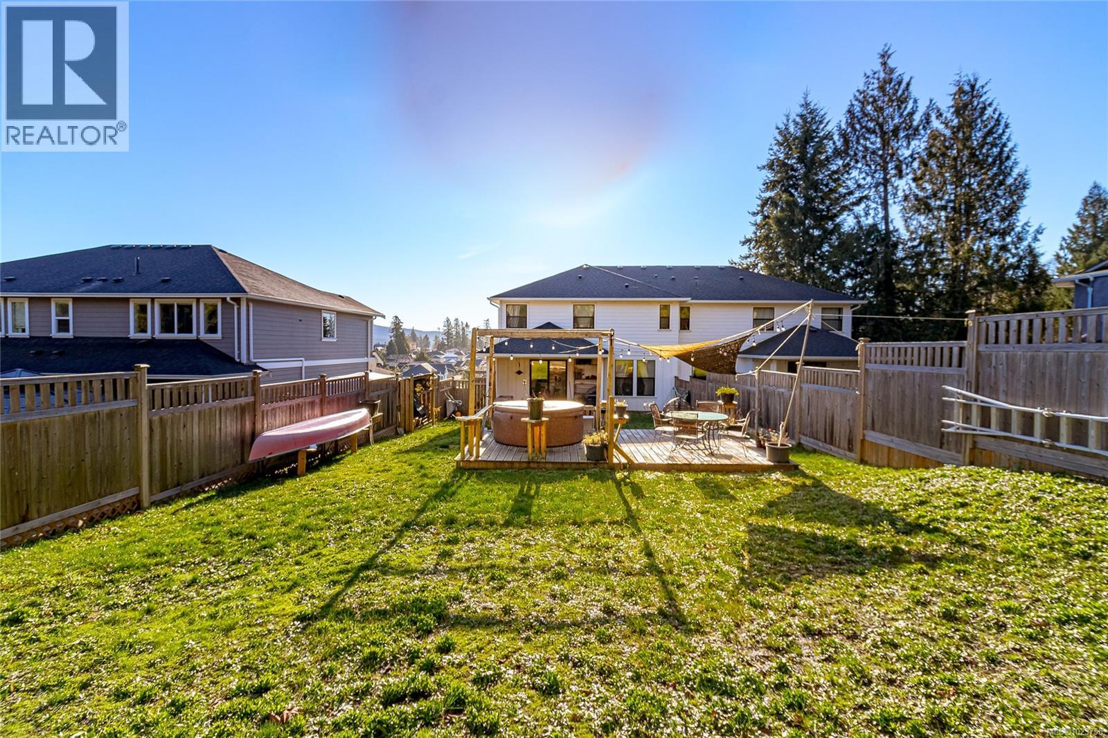 6690 Rhodonite Dr, Sooke