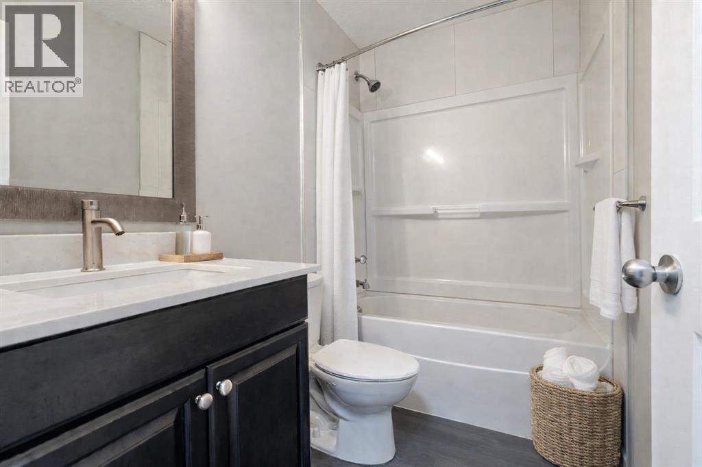 Single Family House for Sale in    Avenue SE Forest Heights Calgary 