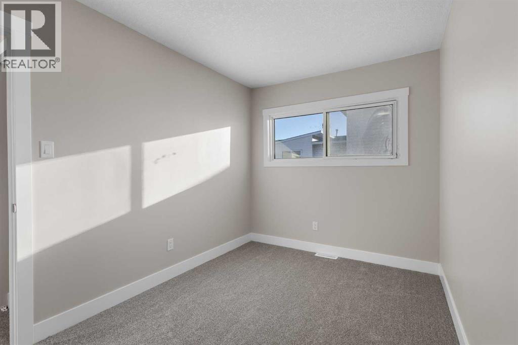 Single Family House for Sale in    Avenue SE Forest Heights Calgary 