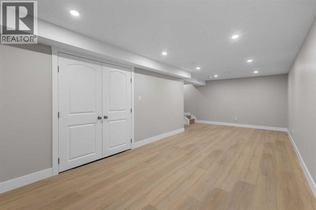 Single Family House for Sale in    Avenue SE Forest Heights Calgary 