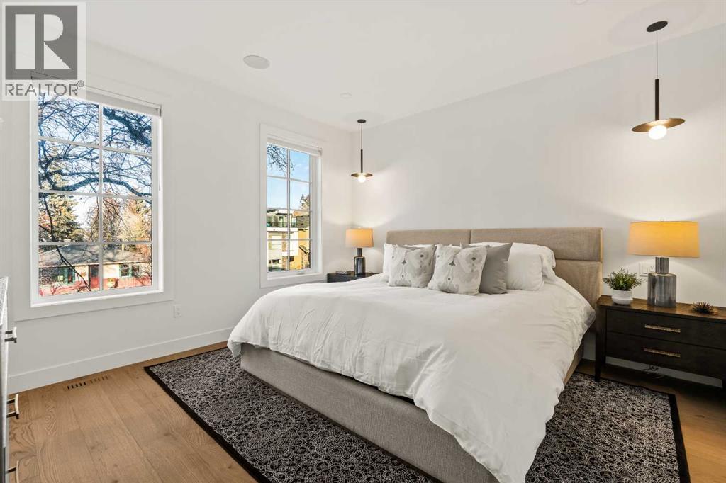 Single Family House for Sale in   Avenue SW Altadore Calgary 