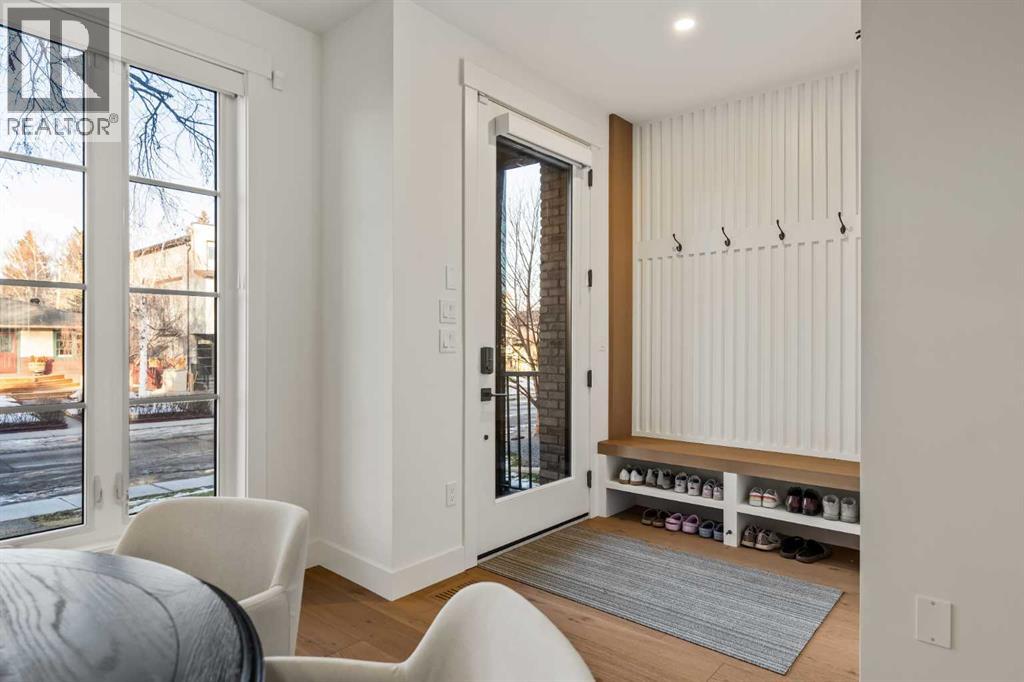 Single Family House for Sale in   Avenue SW Altadore Calgary 