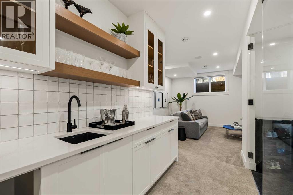 Single Family House for Sale in   Avenue SW Altadore Calgary 