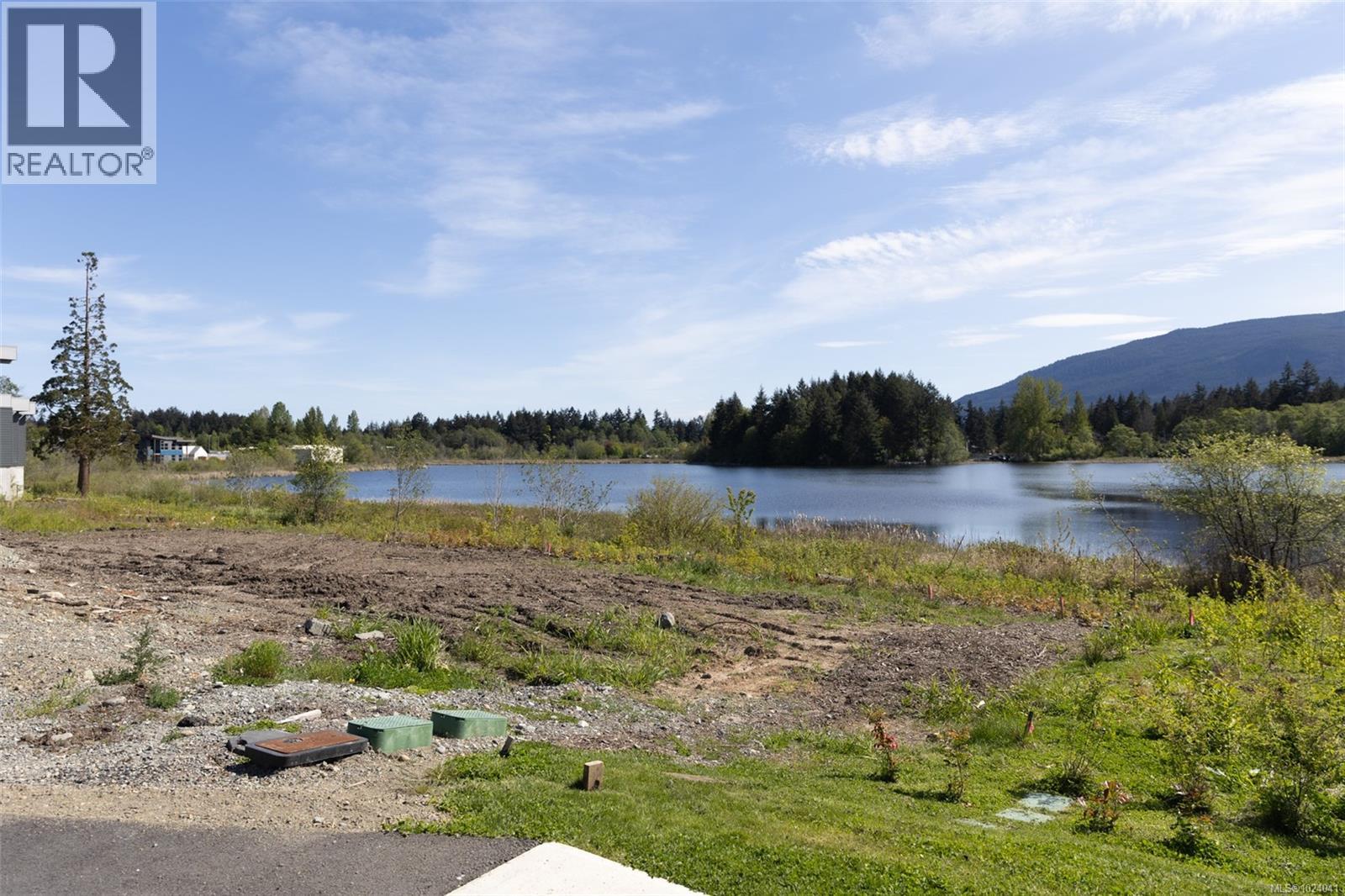 3801 Shenton Rd, Nanaimo