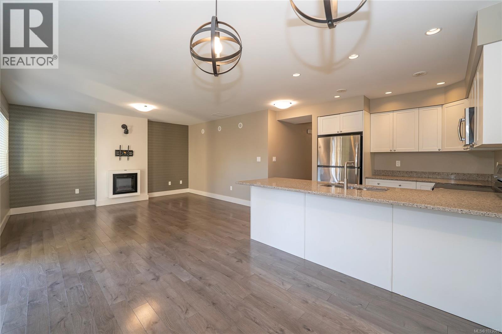 2121 Charters Rd, Sooke