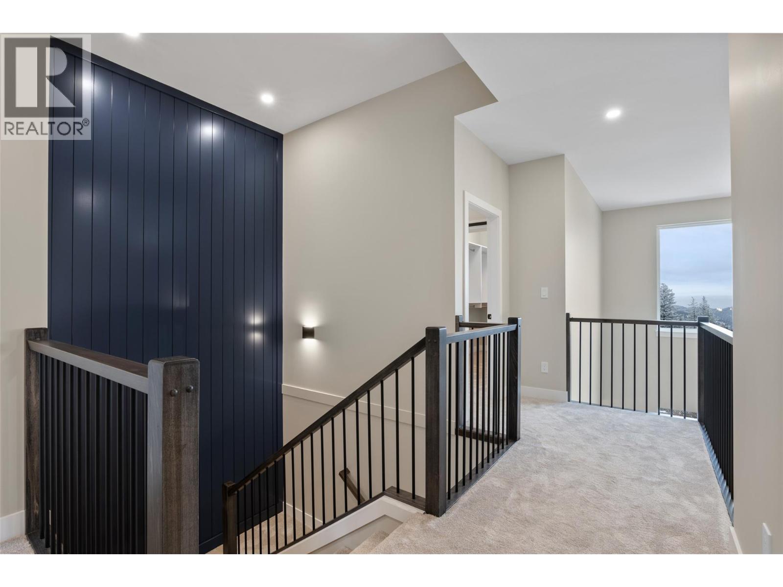 2082 LINFIELD DRIVE - 34