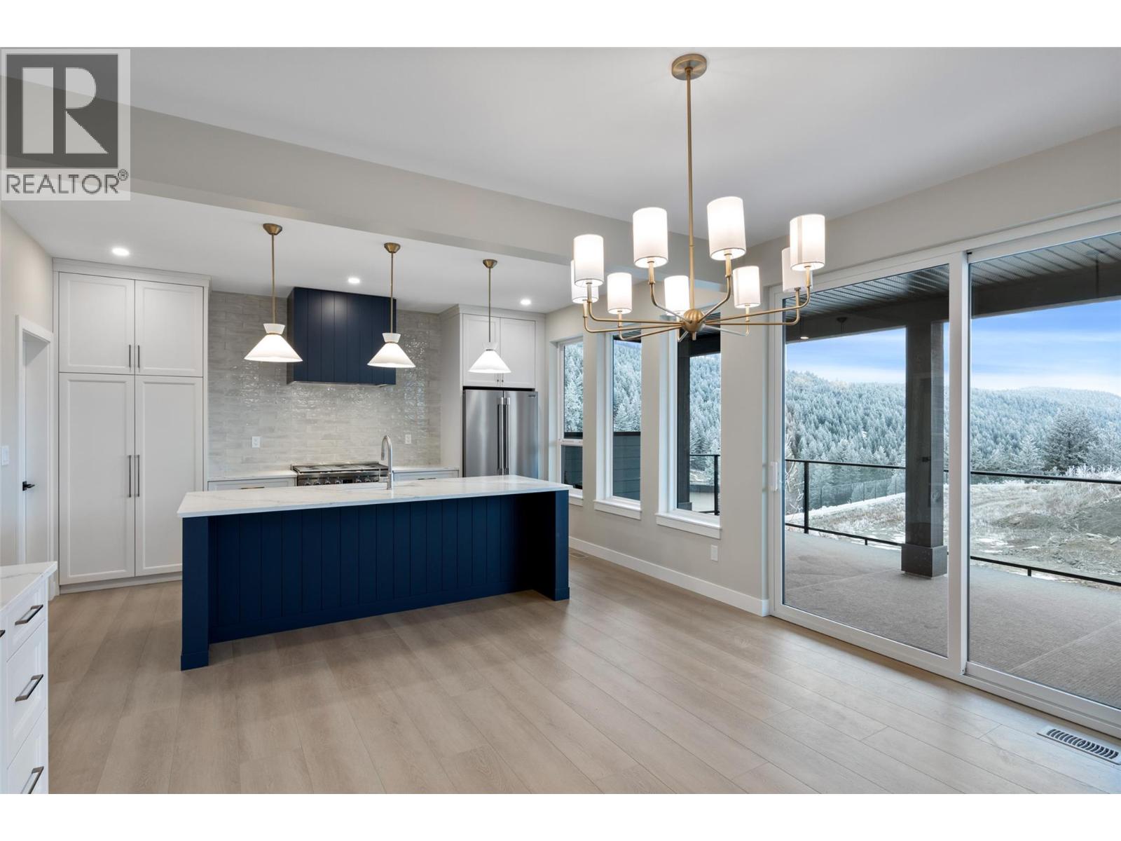2082 LINFIELD Drive - 15