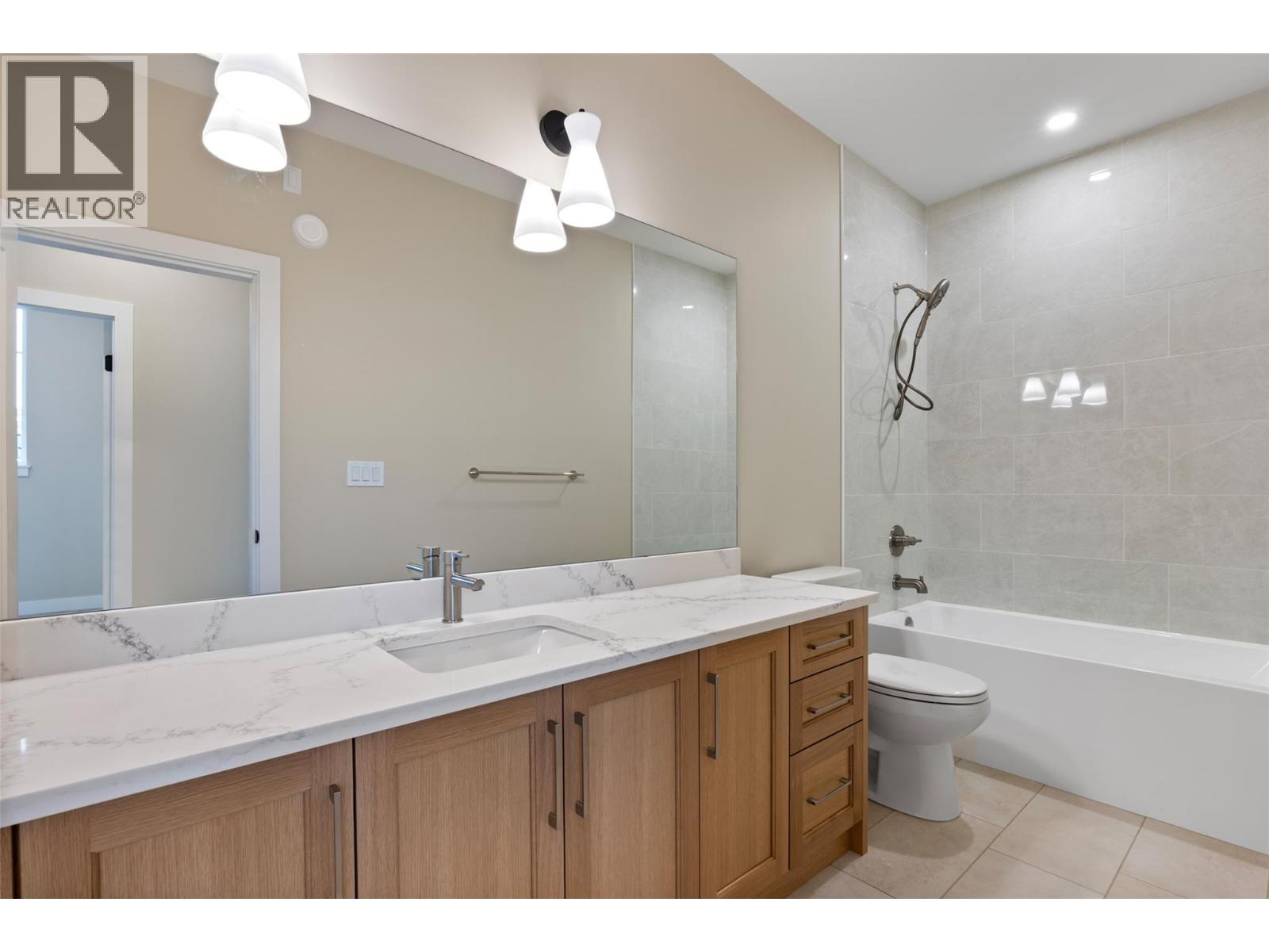 2082 LINFIELD Drive - 47