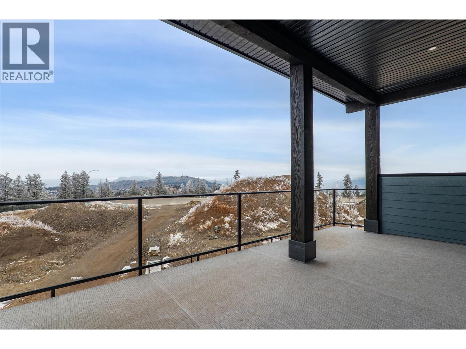 2082 LINFIELD Drive - 28