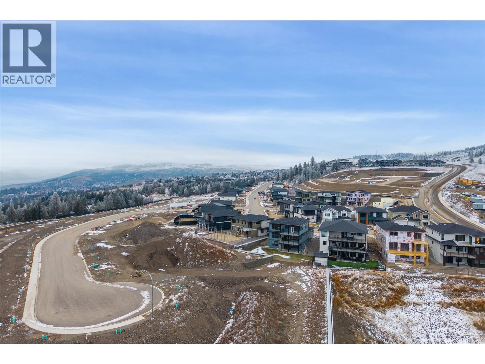 2082 LINFIELD Drive - 67