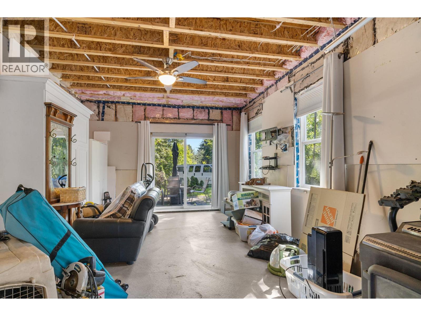  811 Firwood Road, Fintry