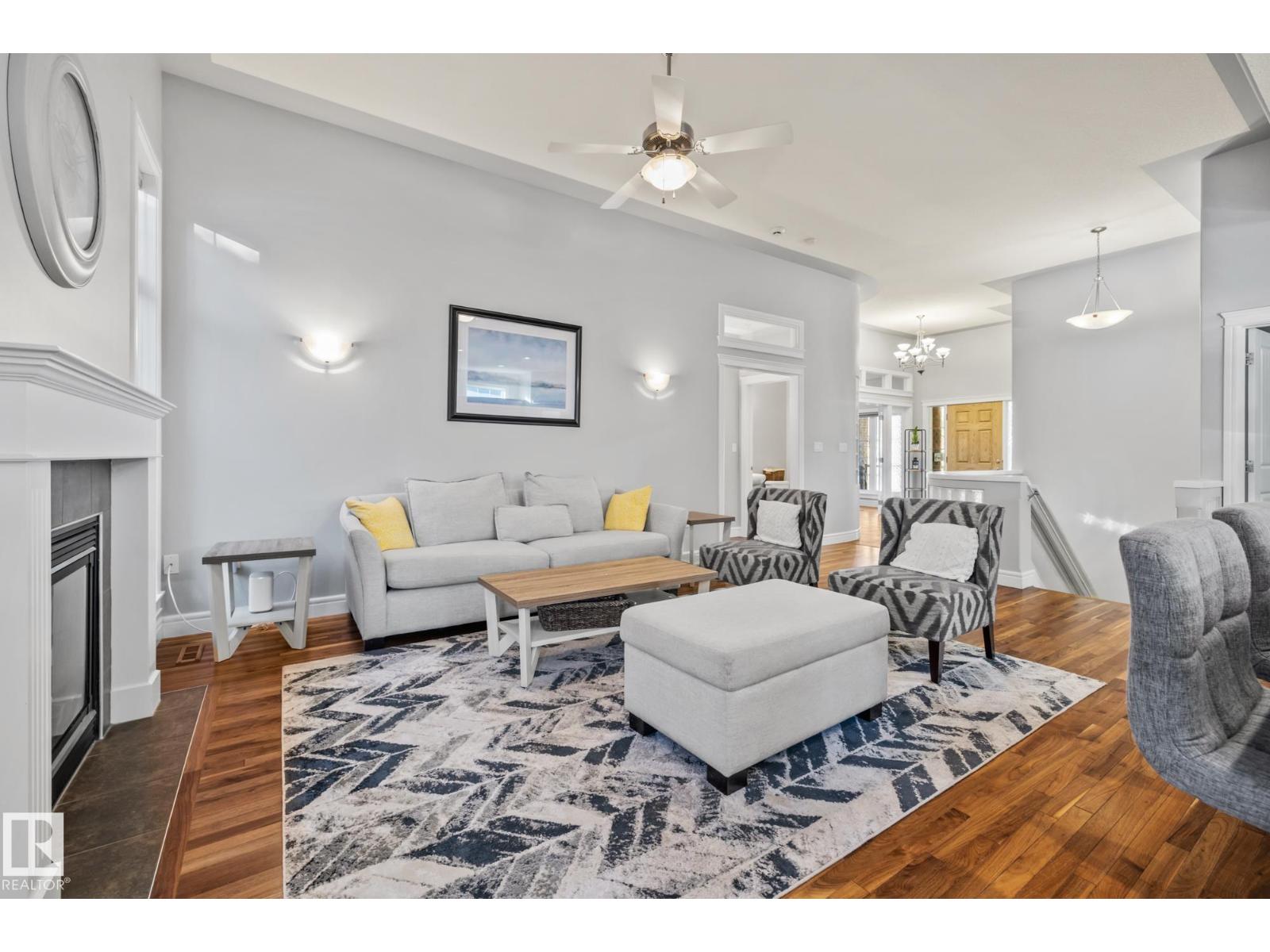 33 OAKHILL PL, St. Albert