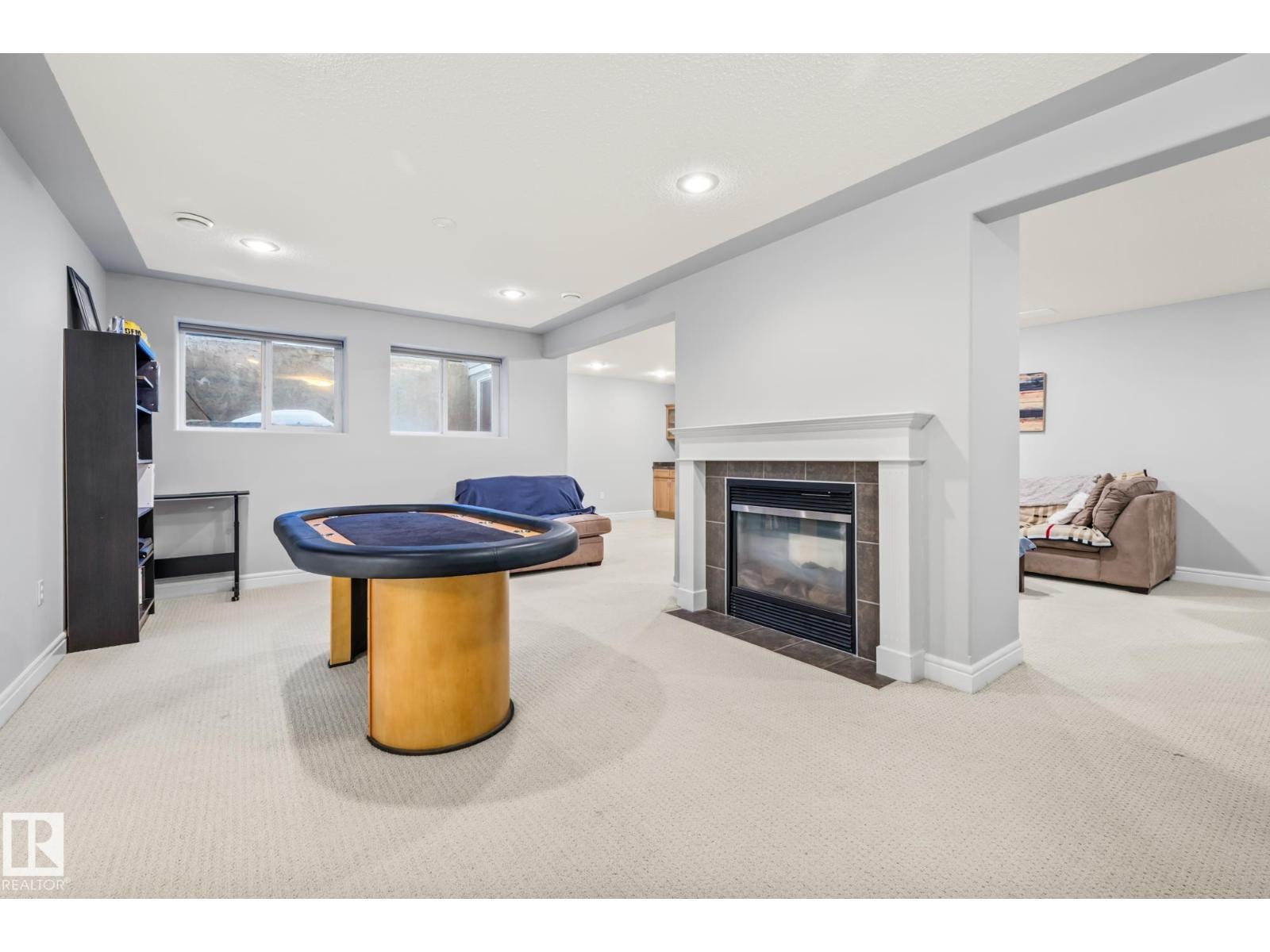 33 OAKHILL PL, St. Albert