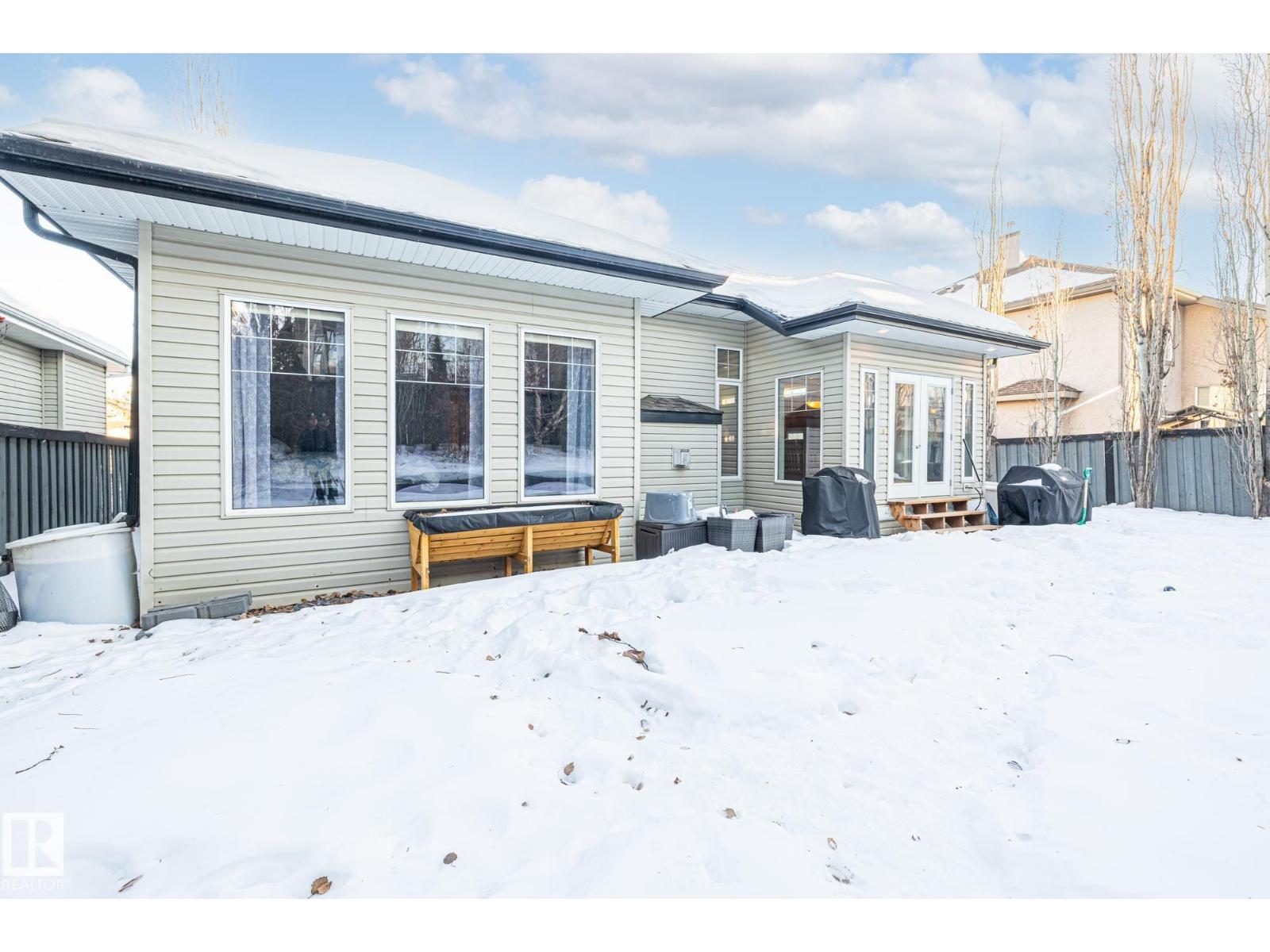 33 OAKHILL PL, St. Albert