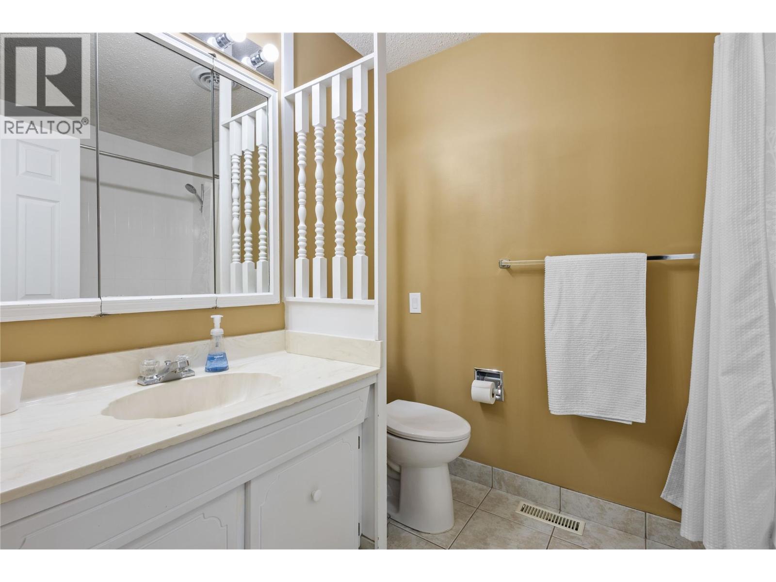  2141 Kaslo Court, Kelowna