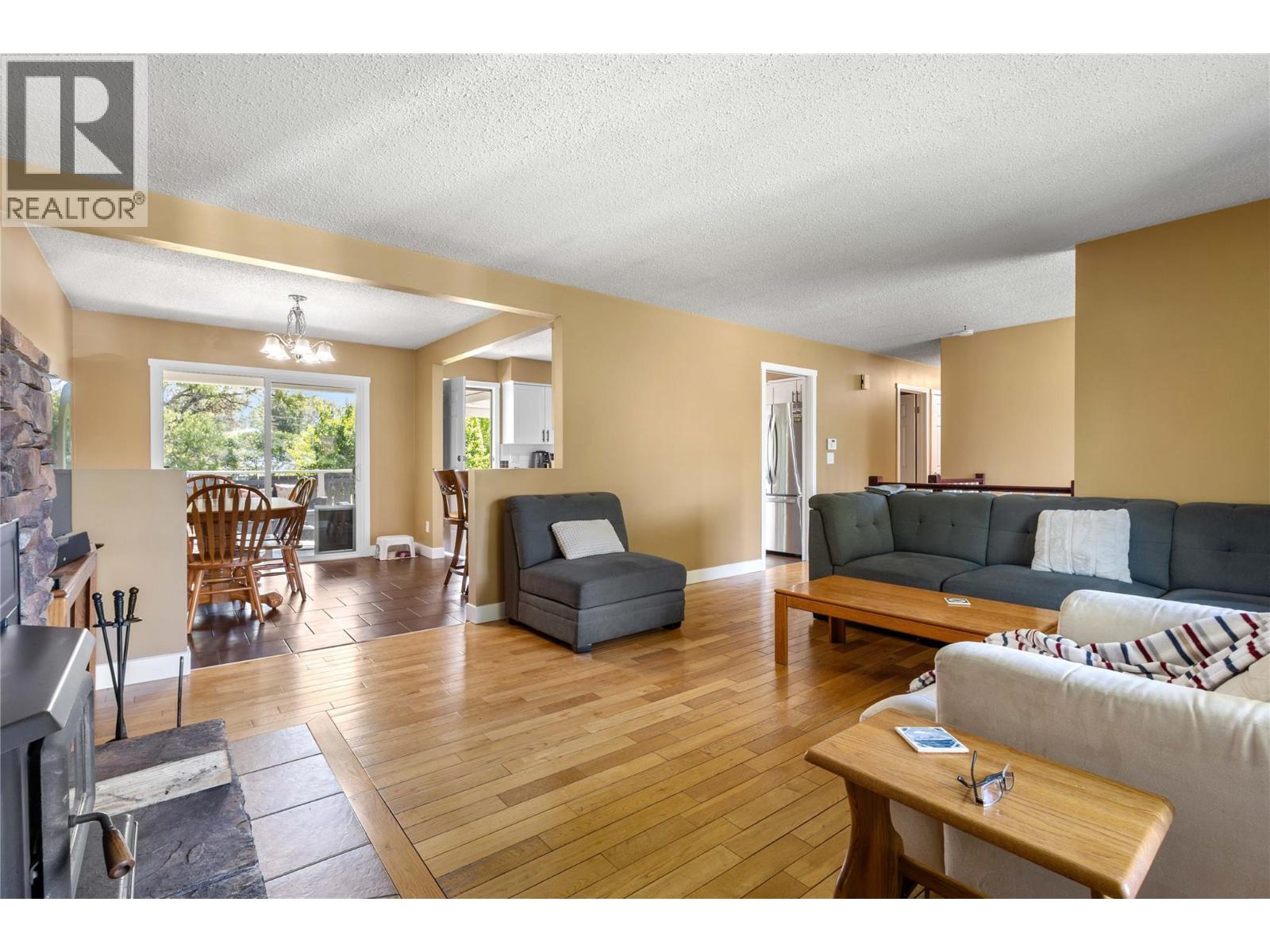  2141 Kaslo Court, Kelowna