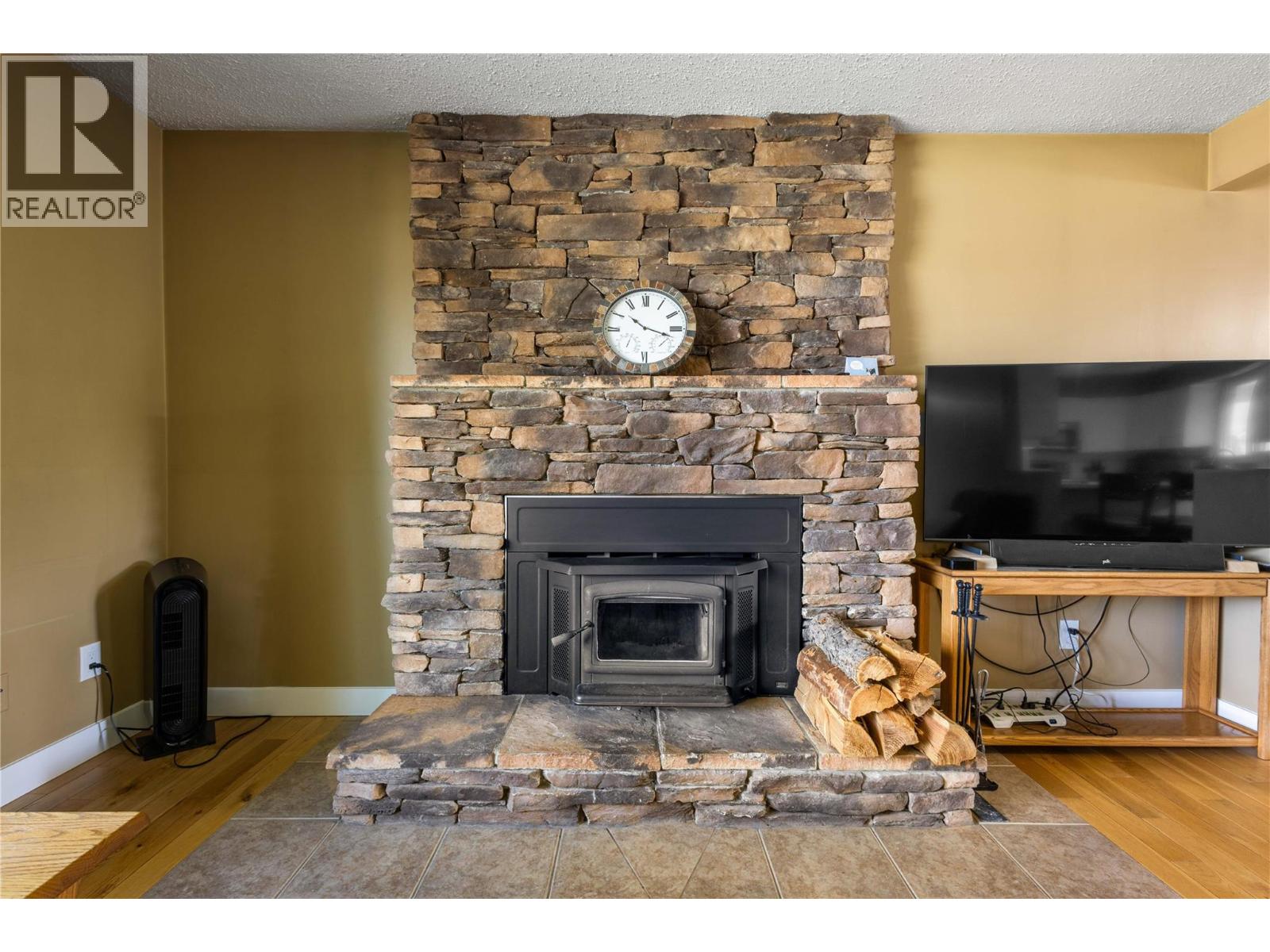  2141 Kaslo Court, Kelowna