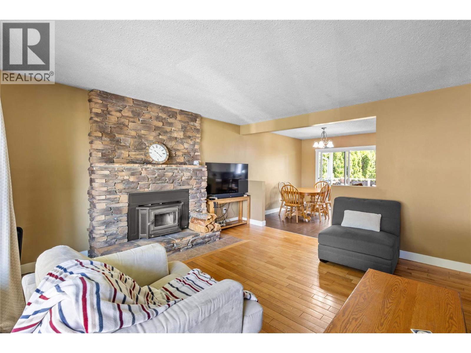  2141 Kaslo Court, Kelowna