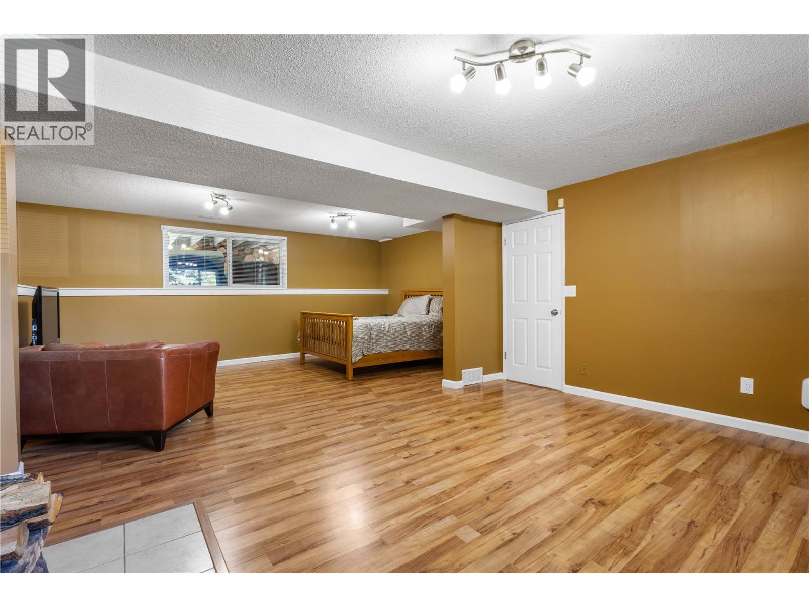  2141 Kaslo Court, Kelowna