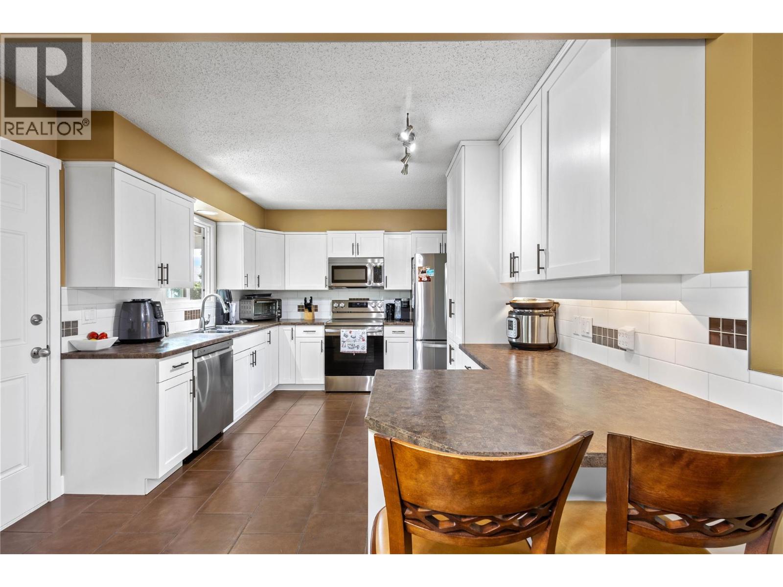  2141 Kaslo Court, Kelowna