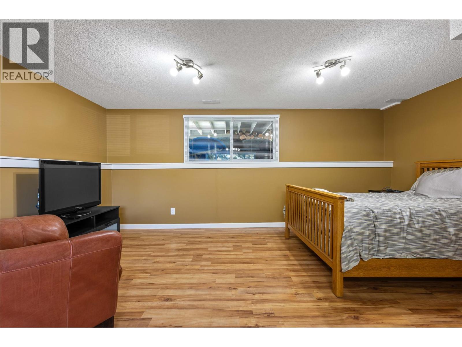  2141 Kaslo Court, Kelowna