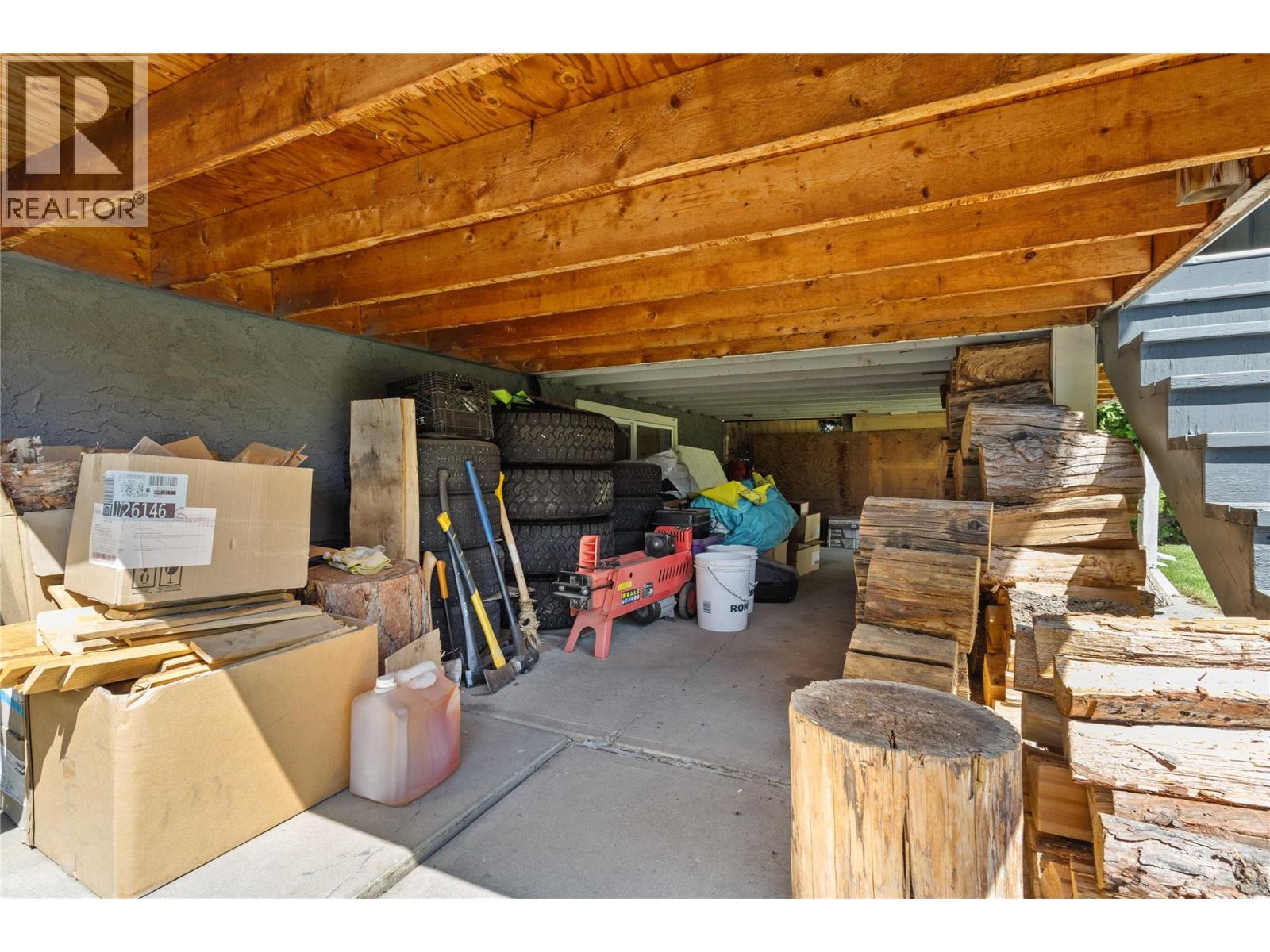  2141 Kaslo Court, Kelowna