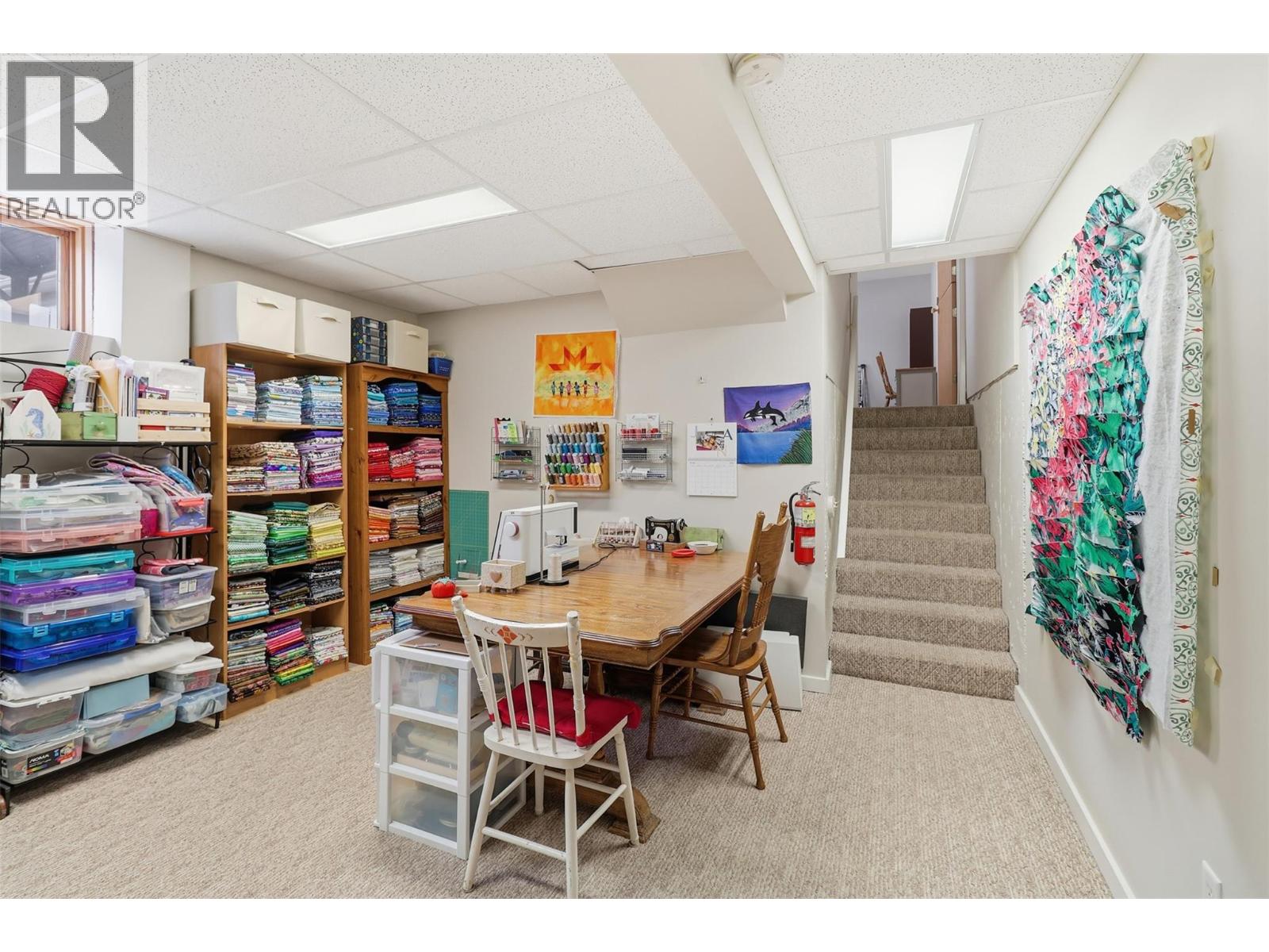 2195 PARKCREST AVENUE - 31