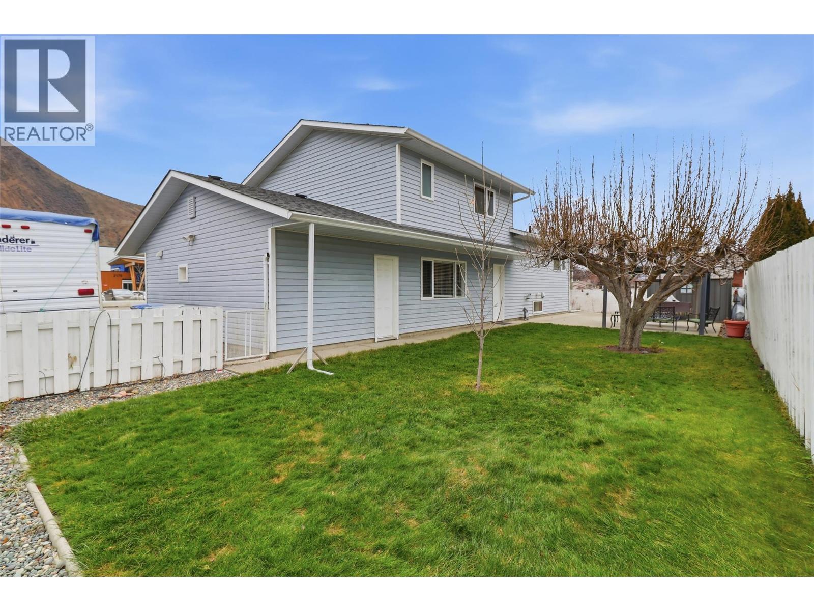 2195 PARKCREST AVENUE - 41