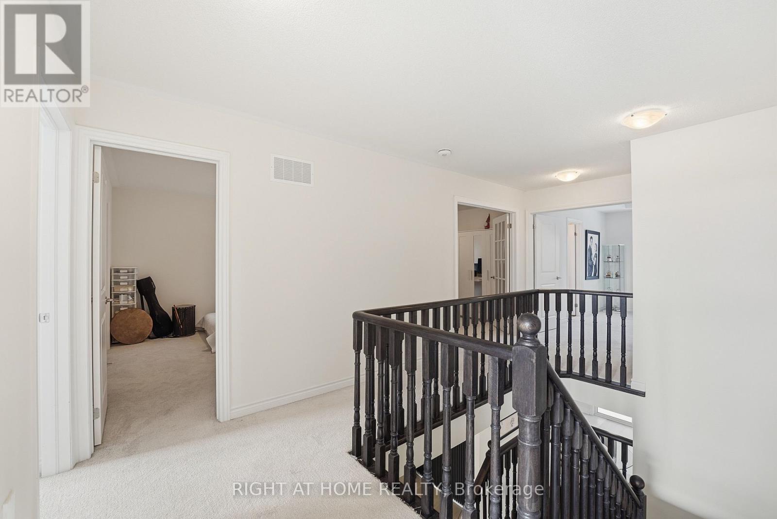 58 CHARLES WHITE COURT - 34