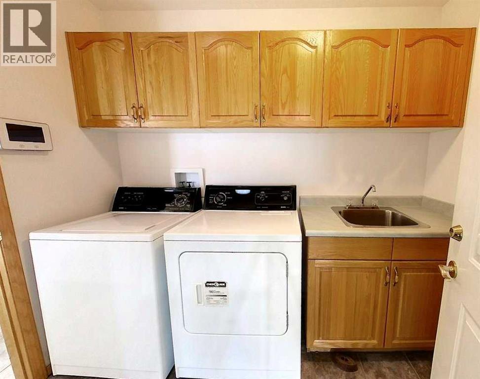 
          5120 18 Avenue
            <br/>
            <span>Edson</span>
            , 
            <span>AB</span>
             <span>T7E1X3</span>
         - Photo 17