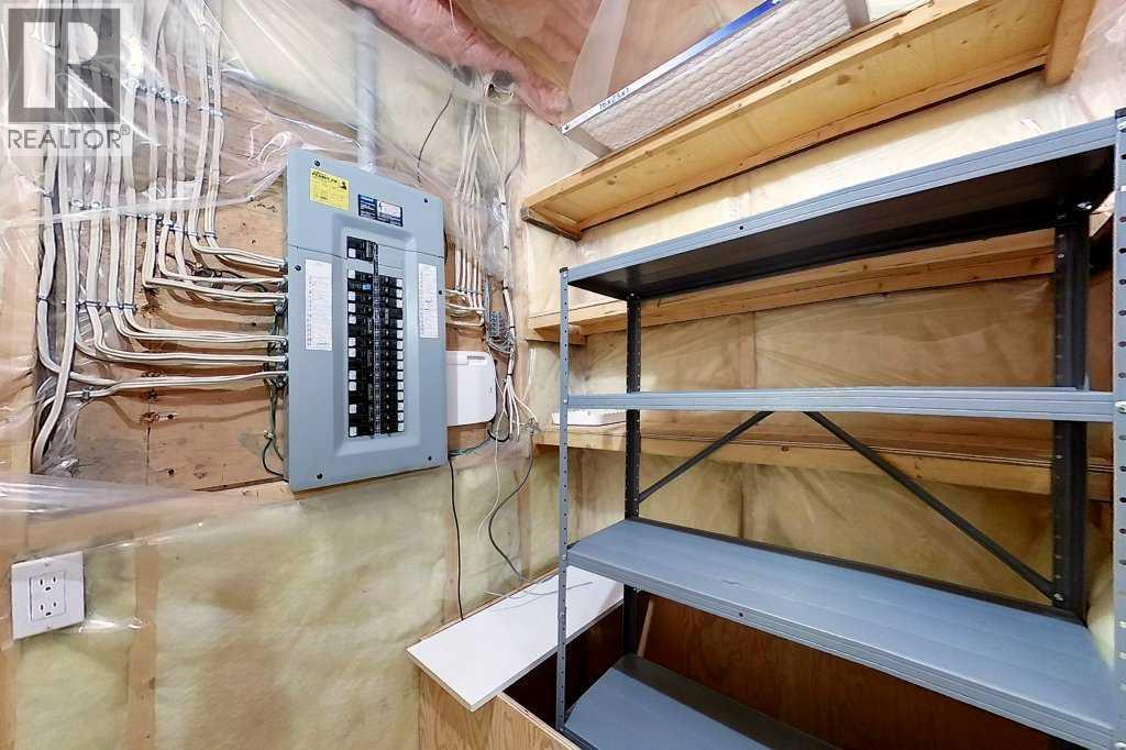 
          5120 18 Avenue
            <br/>
            <span>Edson</span>
            , 
            <span>AB</span>
             <span>T7E1X3</span>
         - Photo 30