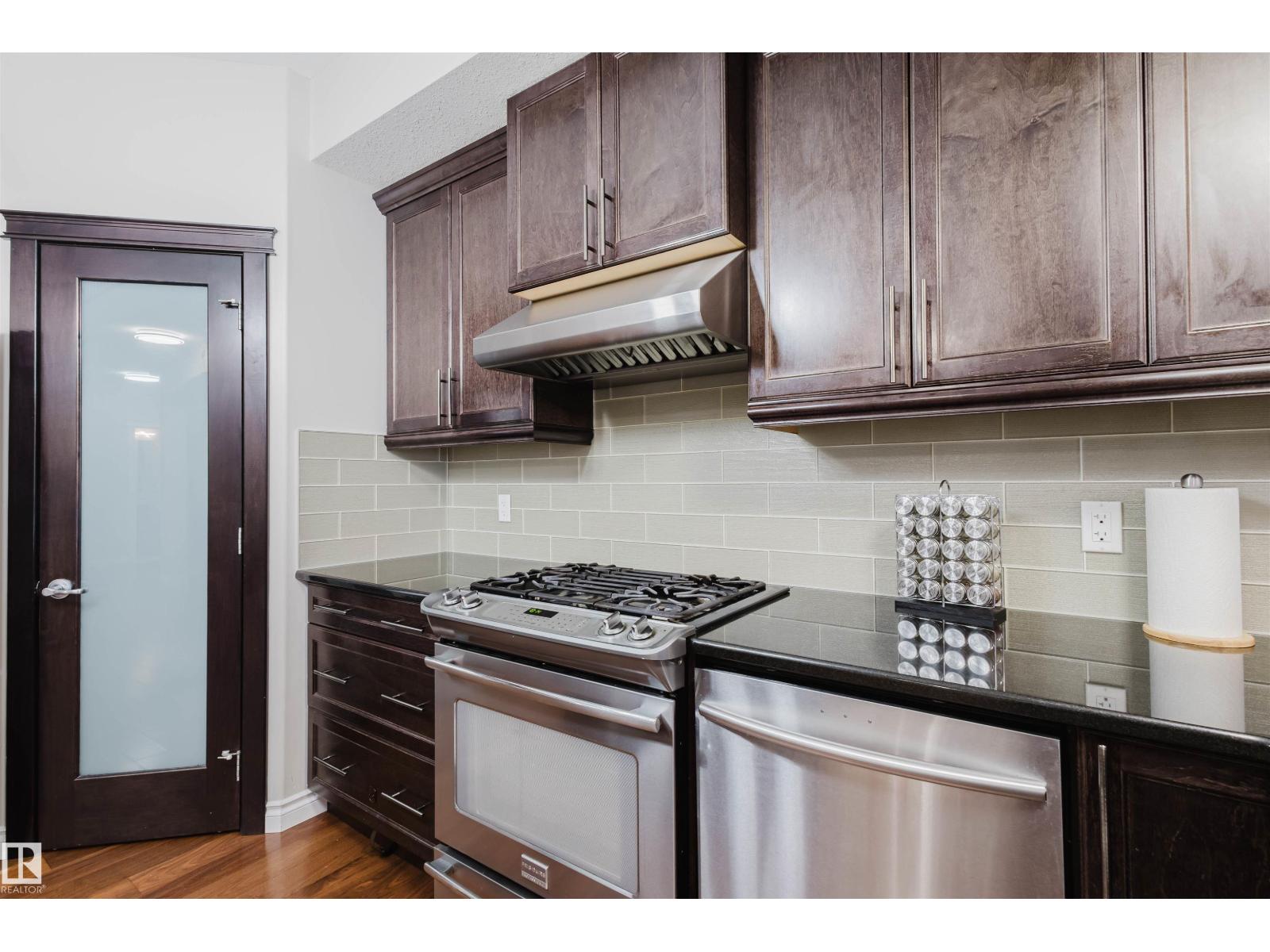 3920 GINSBURG CR NW, Edmonton