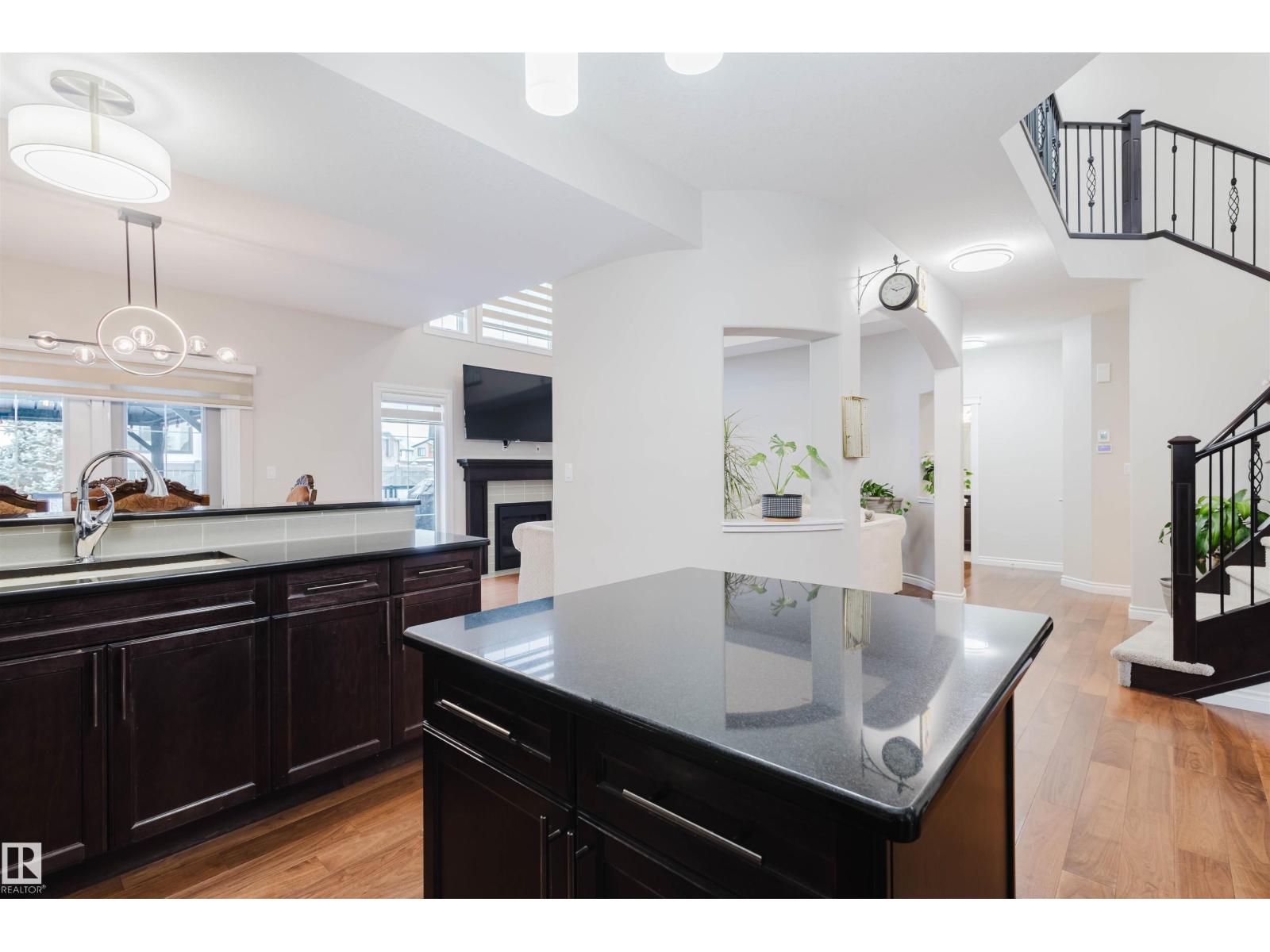 3920 GINSBURG CR NW, Edmonton