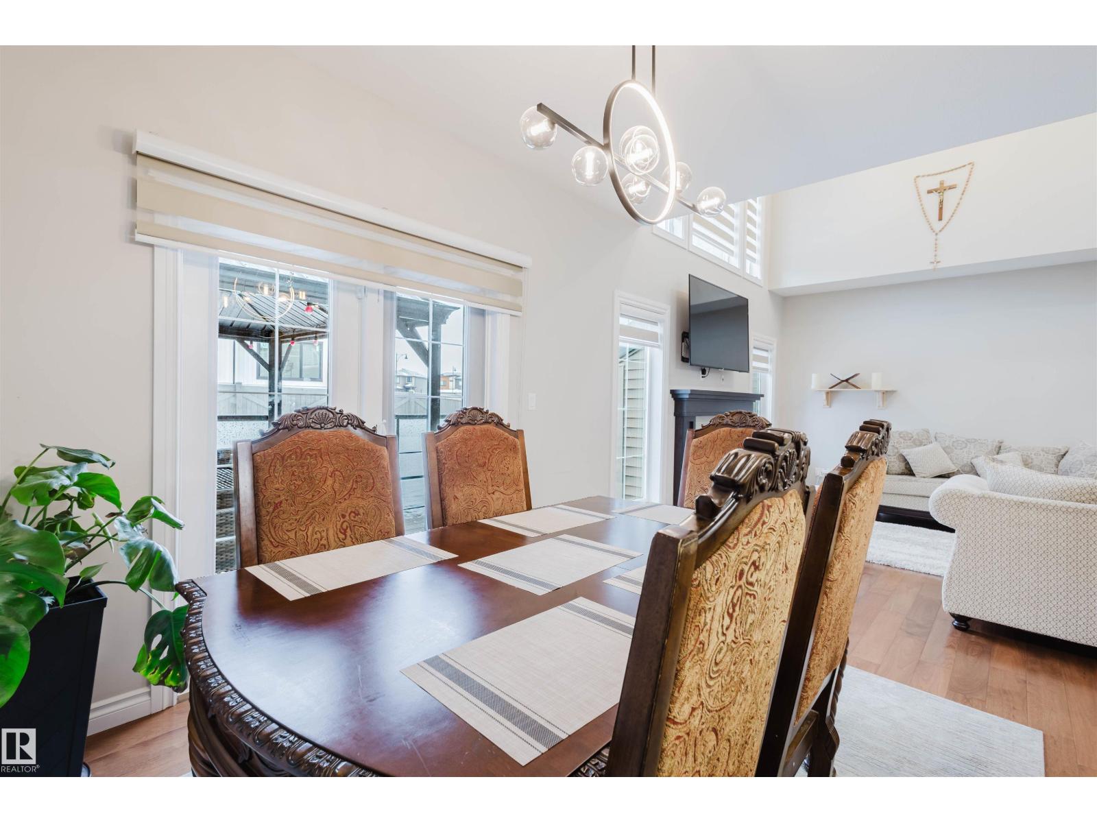 3920 GINSBURG CR NW, Edmonton