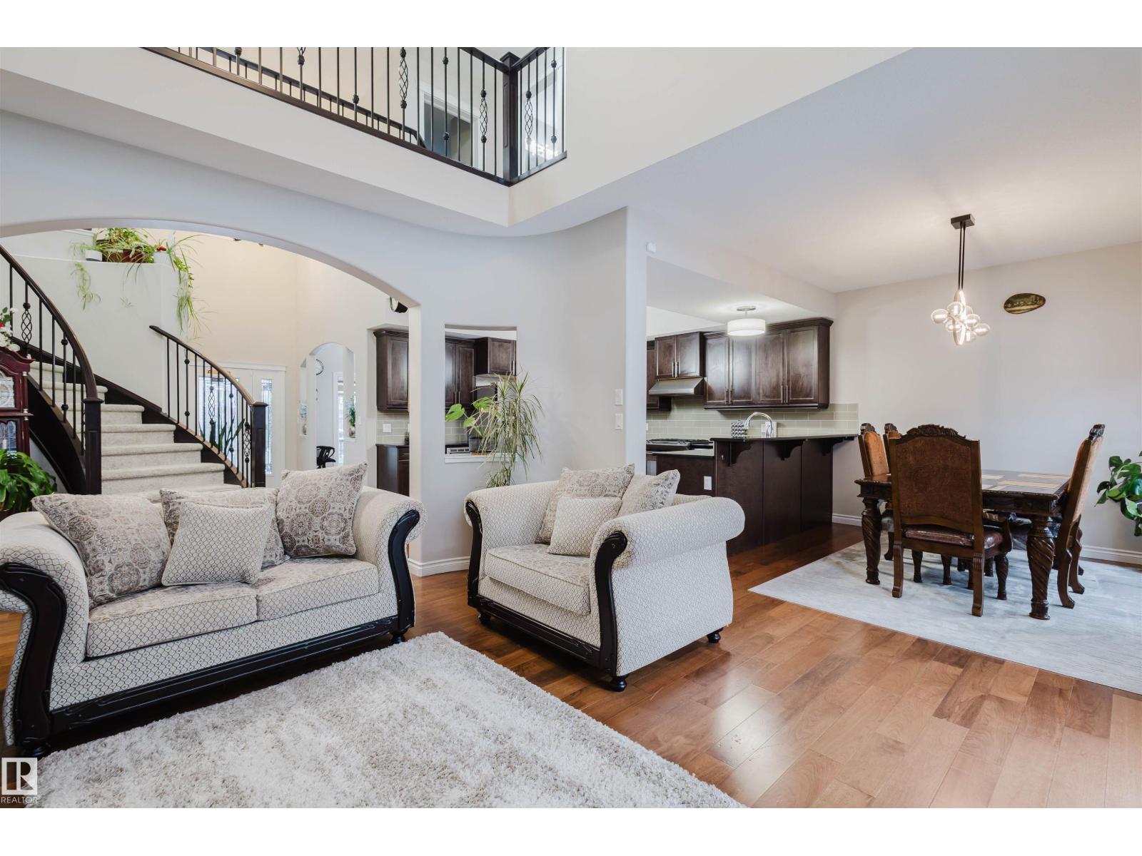 3920 GINSBURG CR NW, Edmonton