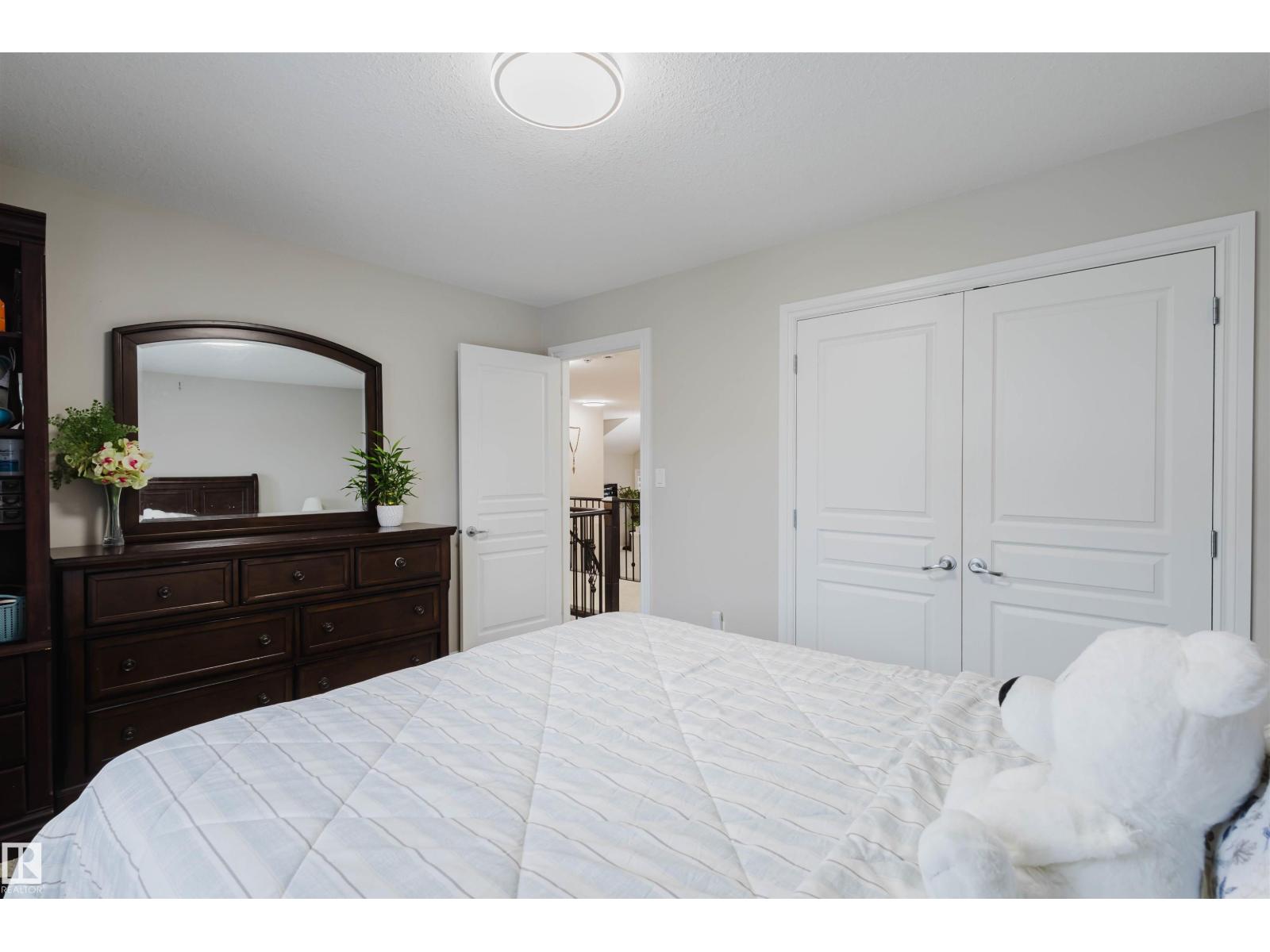 3920 GINSBURG CR NW, Edmonton