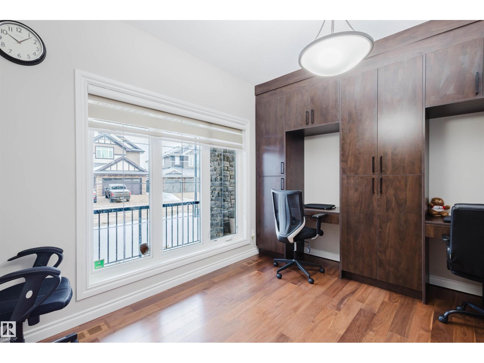 3920 GINSBURG CR NW, Edmonton