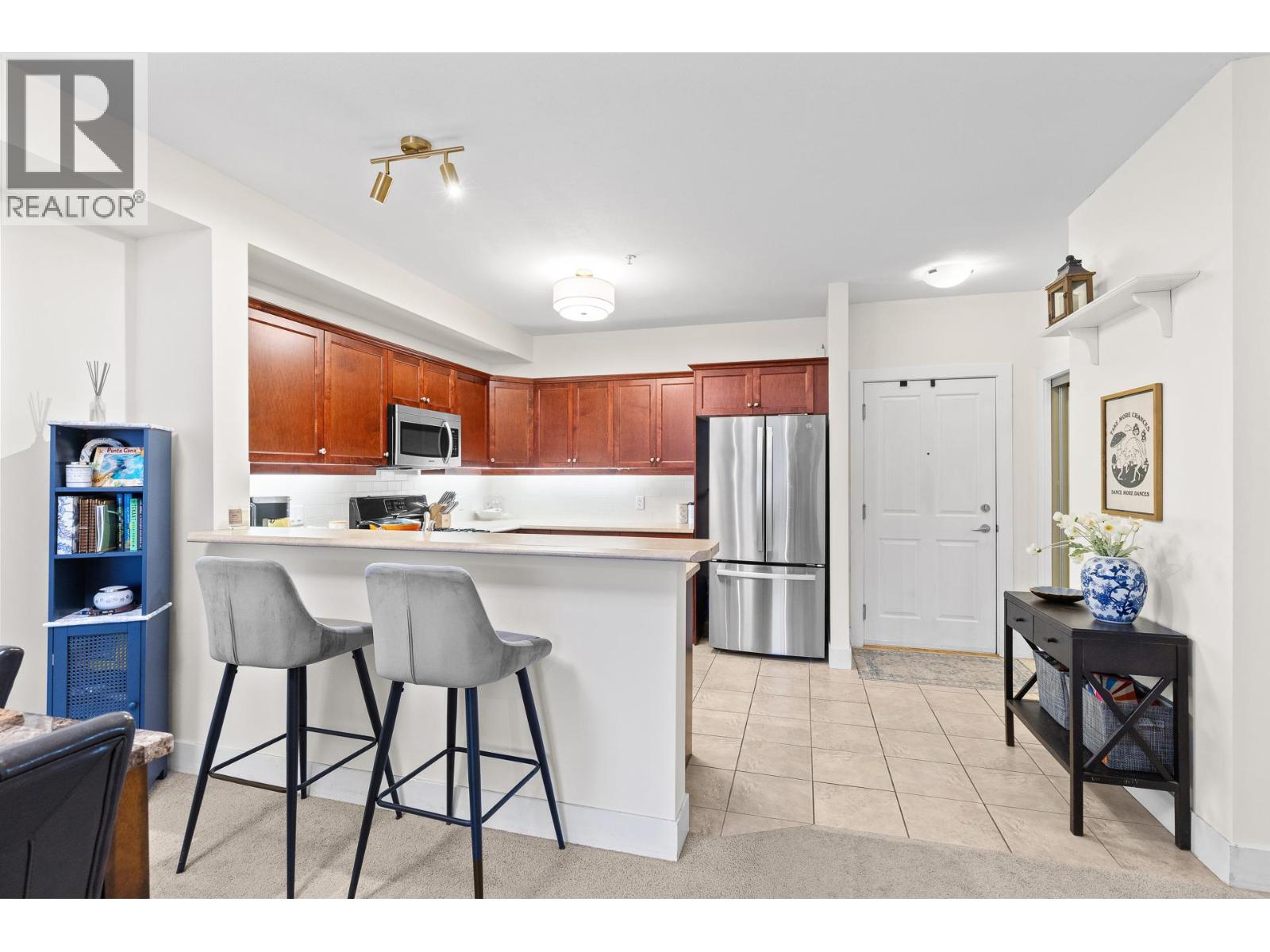 #205 2532 Shoreline Drive - 12