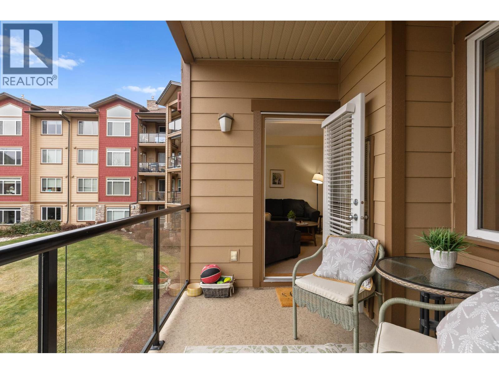 #205 2532 Shoreline Drive - 25