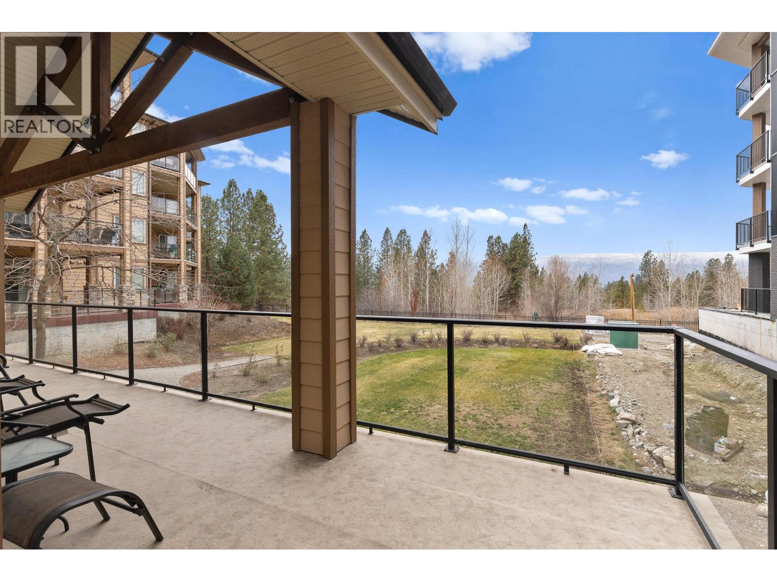 #205 2532 Shoreline Drive - 42