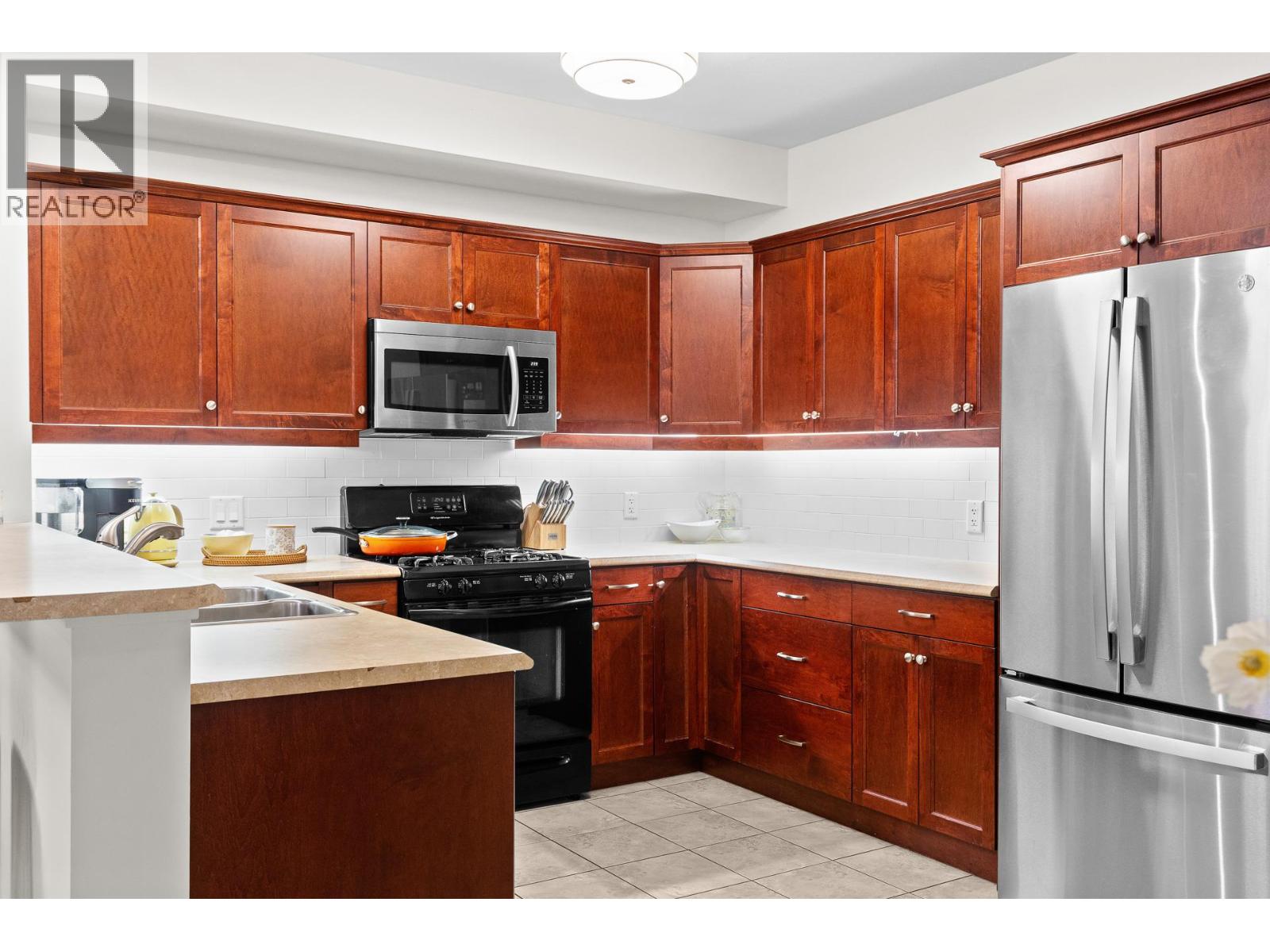 #205 2532 Shoreline Drive - 6