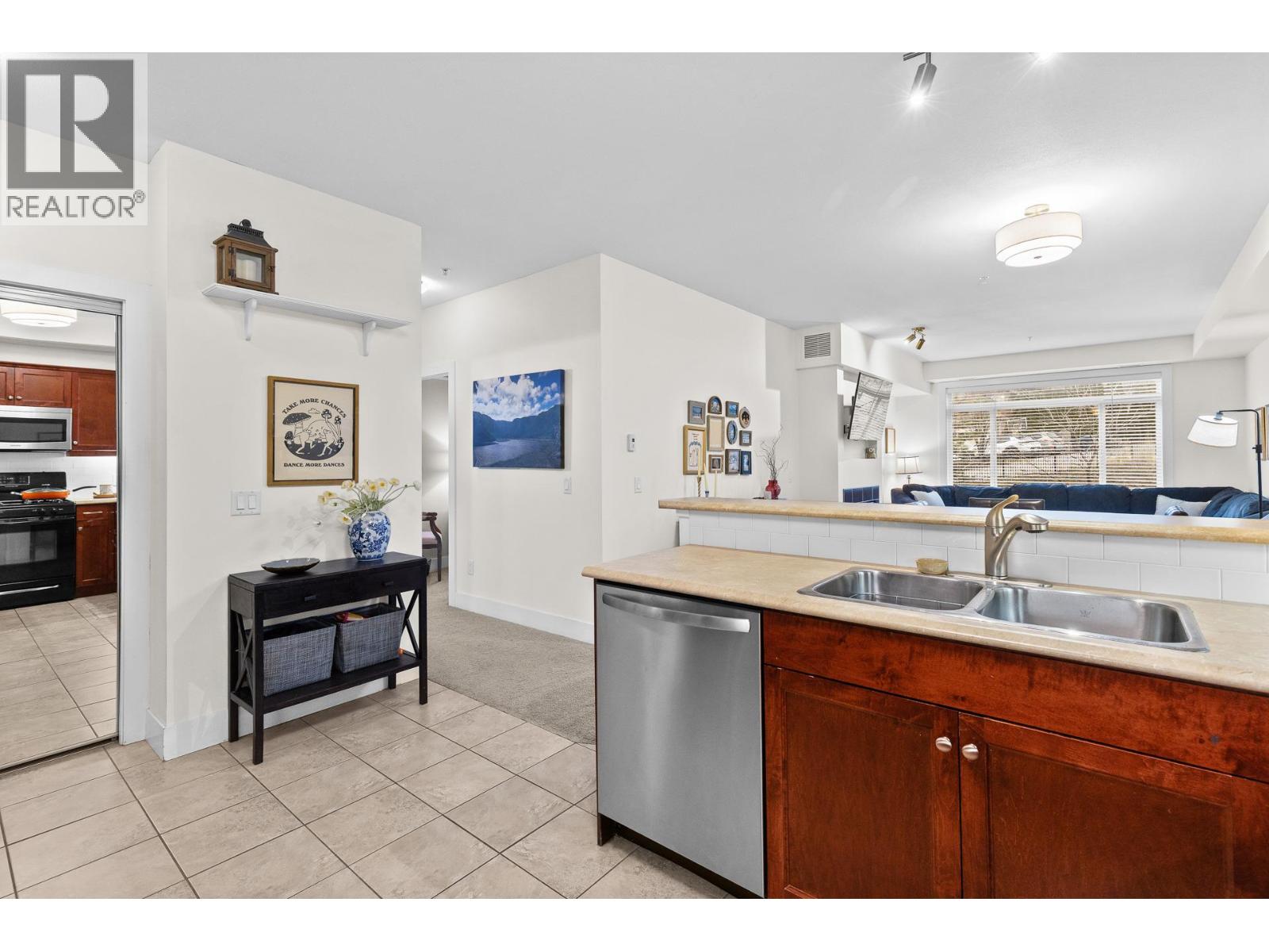 #205 2532 Shoreline Drive - 8