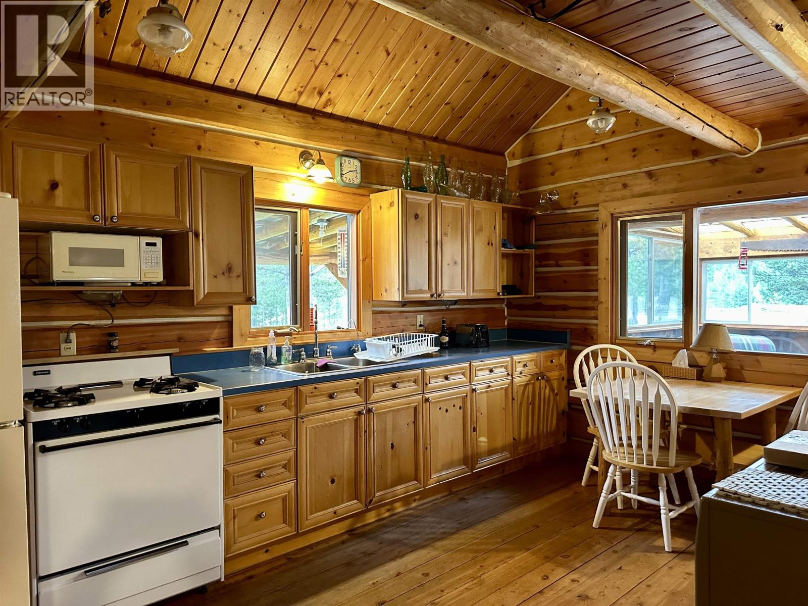 7650 VEDAN-ELKIN LAKE FSR ROAD - 35