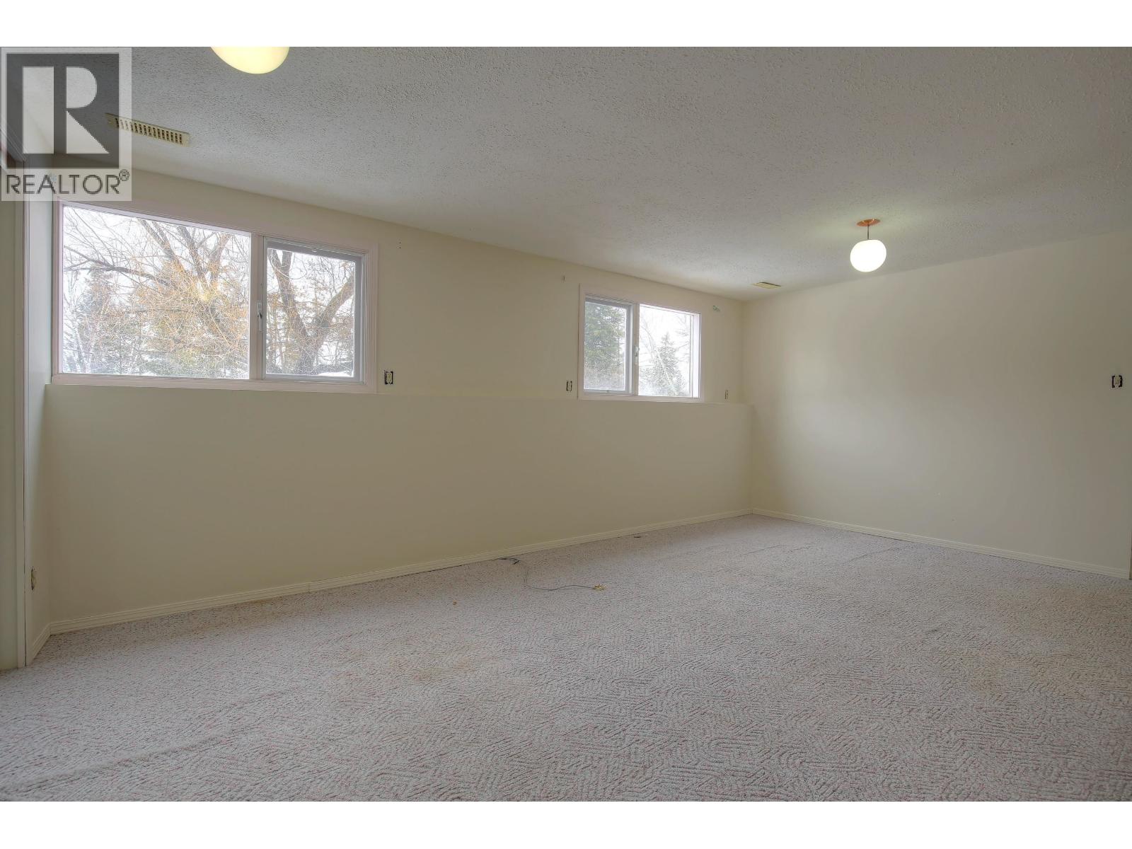 217 MOUNTVIEW DRIVE - 15